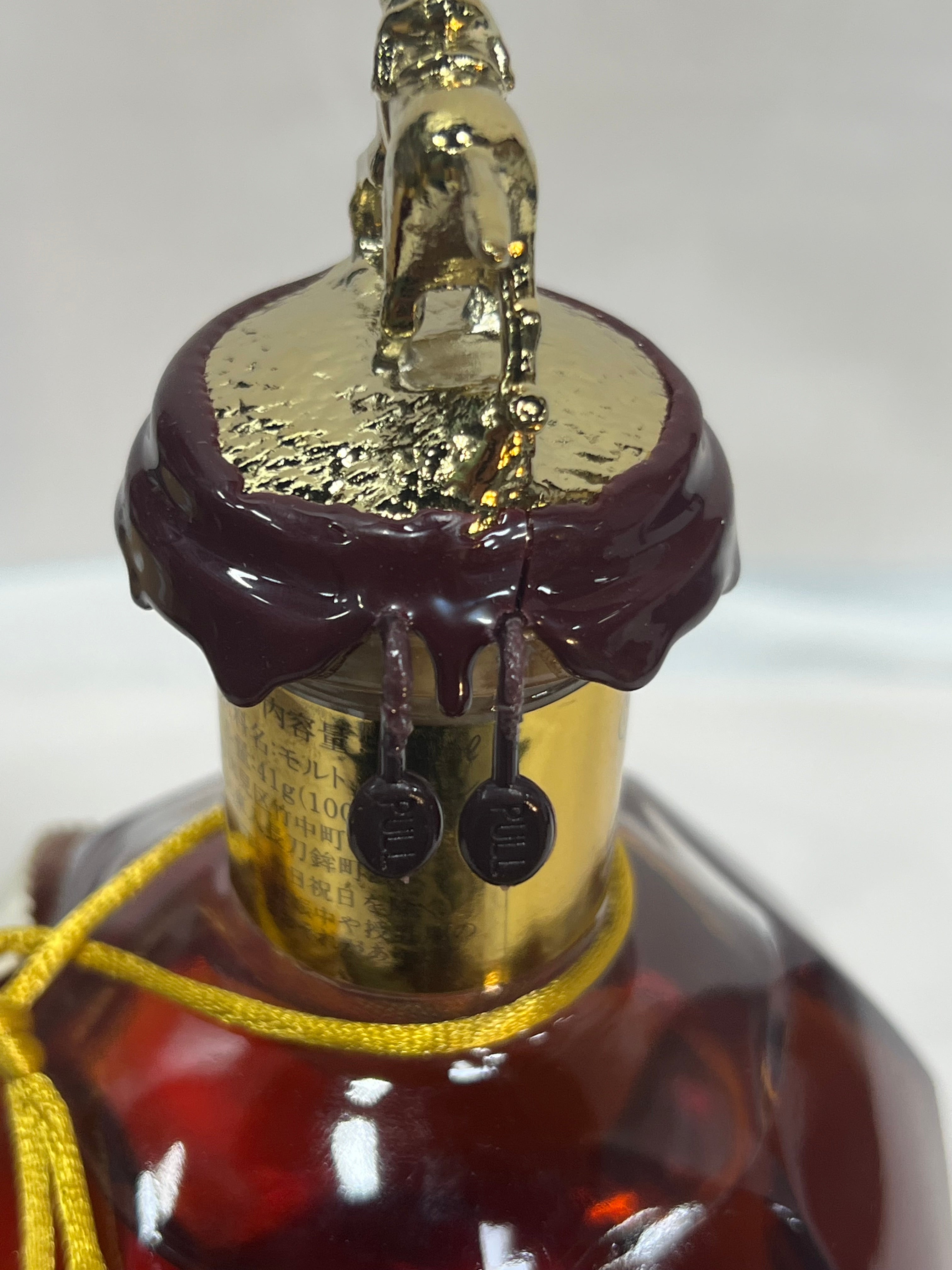 Blanton’s Takara Gold 750ml Damaged Wax